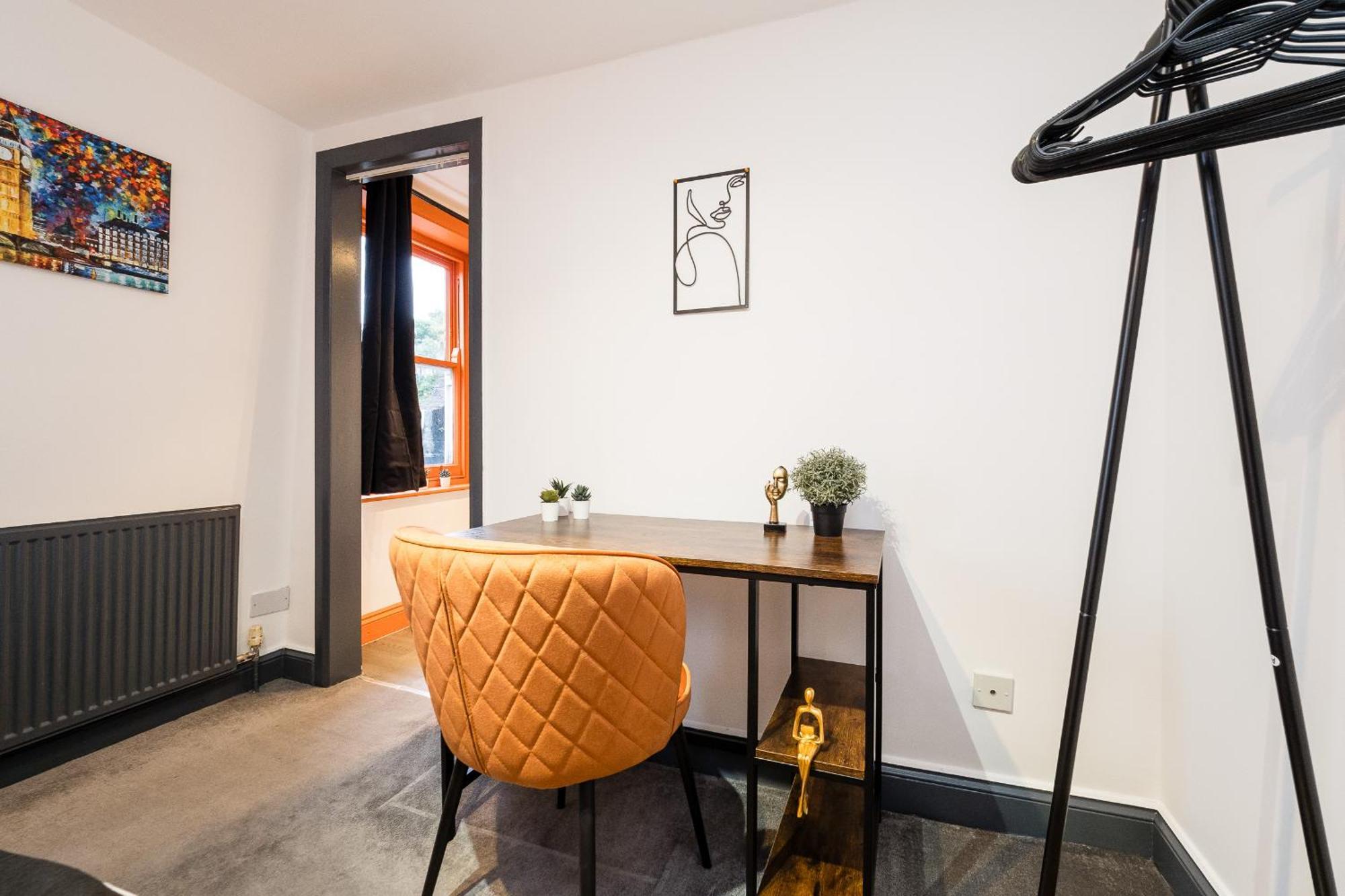 Spacious 6 Ensuite Bedroom House In Central Лондон Экстерьер фото