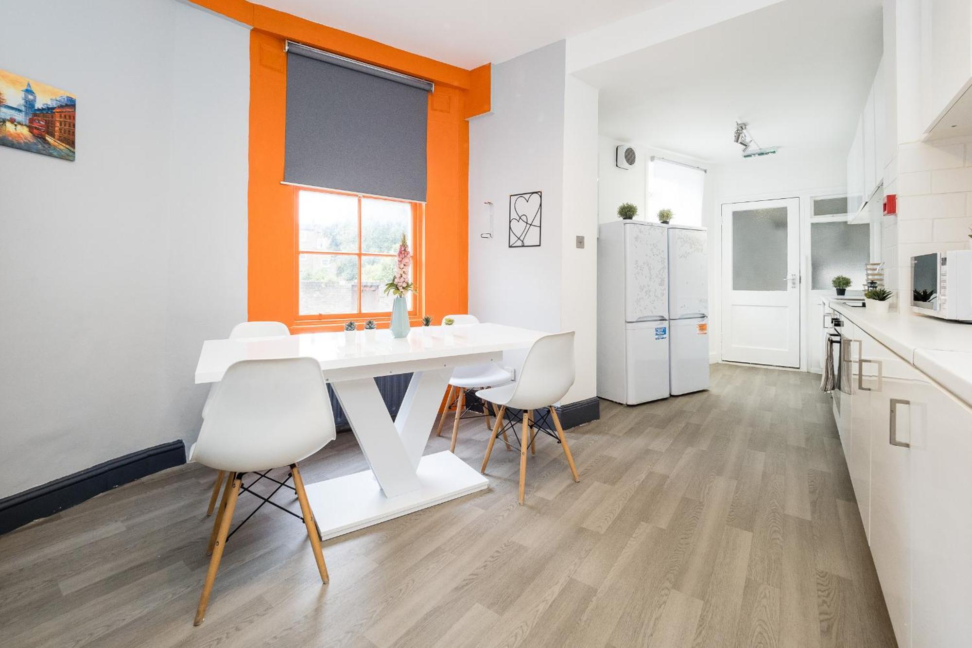 Spacious 6 Ensuite Bedroom House In Central Лондон Экстерьер фото