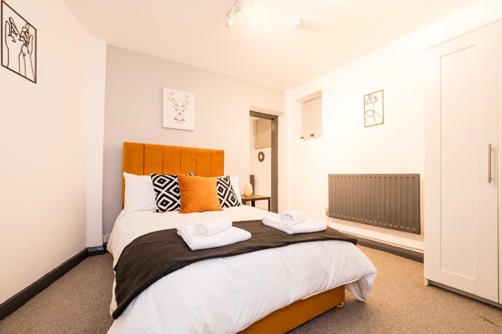 Spacious 6 Ensuite Bedroom House In Central Лондон Экстерьер фото